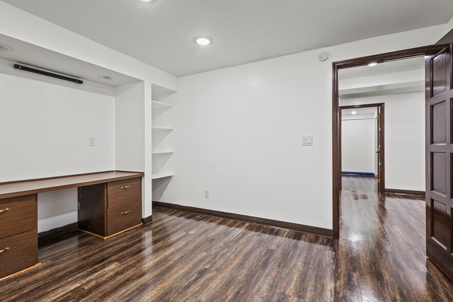 More Photos Of 108 N Depot Dr, Fort Pierce Office Residential For Lease