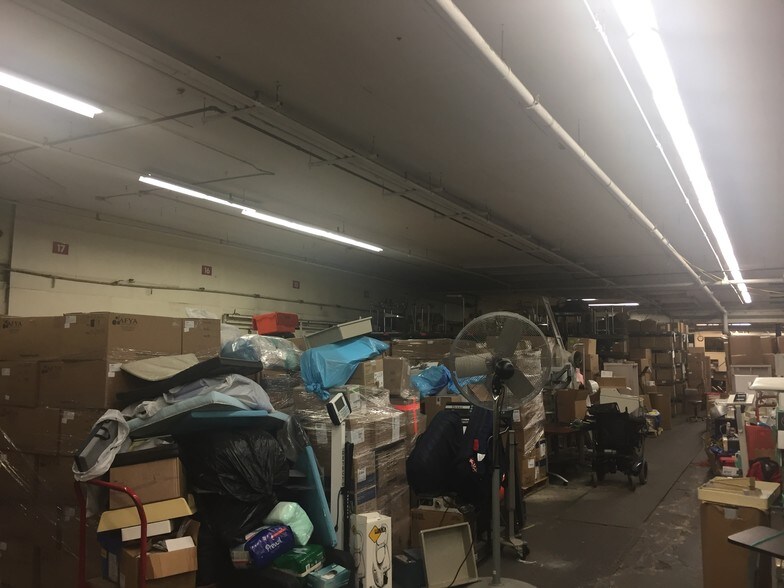 More Photos Of 140 Saw Mill River Rd, Yonkers Storefront For Lease