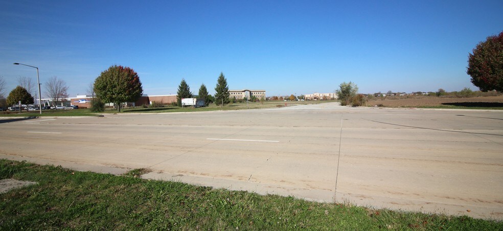 More Photos Of 721 Crimson Ln, Yorkville Land For Sale
