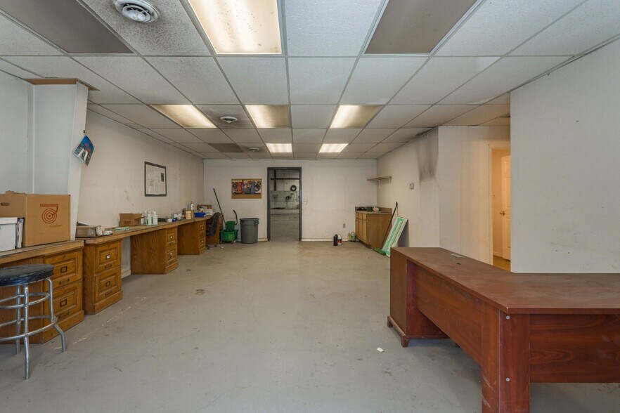 More Photos Of 24980 County Road 18.3, Trinidad Warehouse For Sale