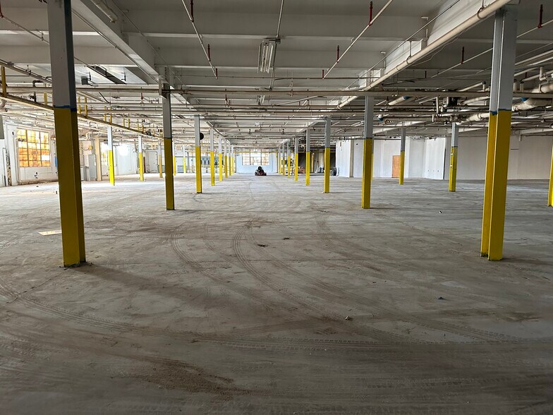 More Photos Of 2110 Chicopee Mill Rd, Gainesville Unknown For Lease