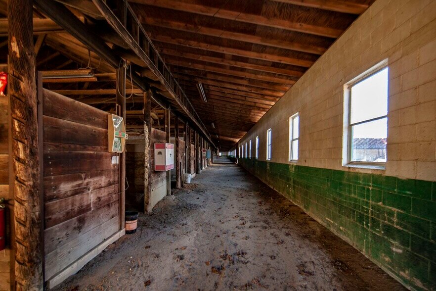 More Photos Of 98 Cumberland Ave, Estell Manor Land For Sale