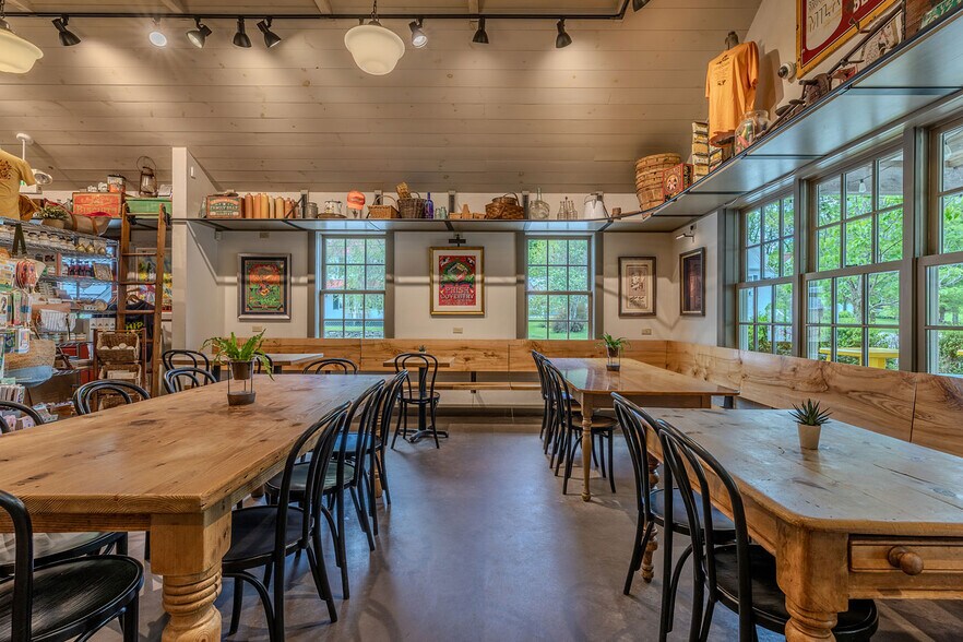 More Photos Of 305 Main St, Peru Restaurant For Sale