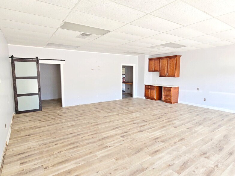 More Photos Of 1910-1912 Trent Blvd, New Bern Freestanding For Sale