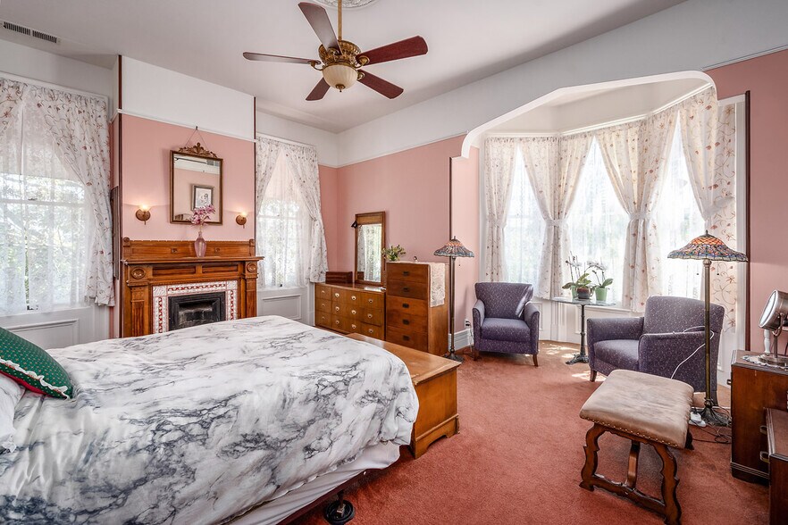 More Photos Of 333 G St, San Rafael Apartments For Sale