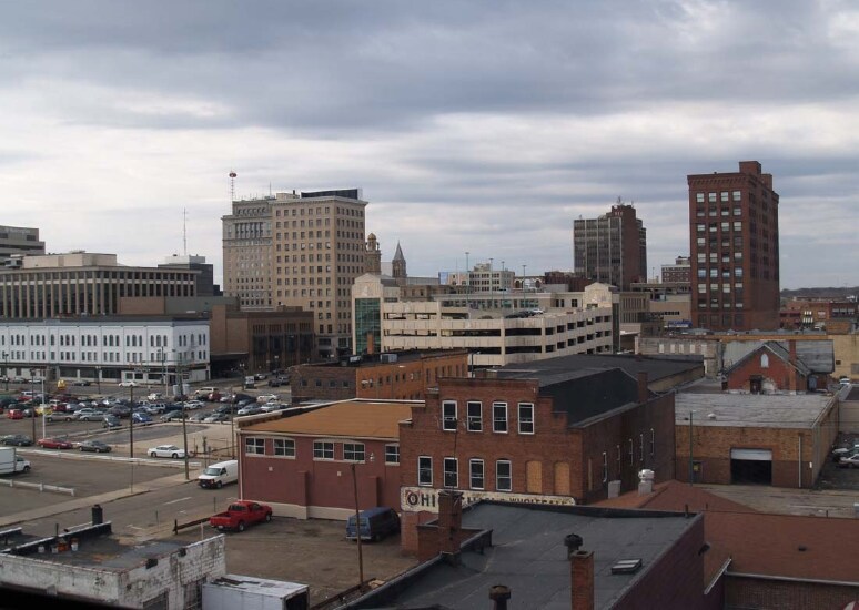 More Photos Of 318 Cherry Ave NE, Canton Warehouse For Sale