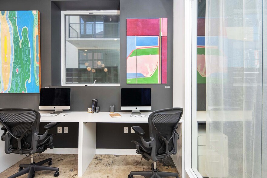 More Photos Of 155 2nd St, Jersey City Coworking Space
