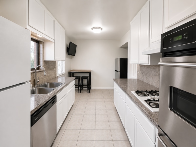 More Photos Of 1311-1313 Curtis St, Berkeley Apartments For Sale