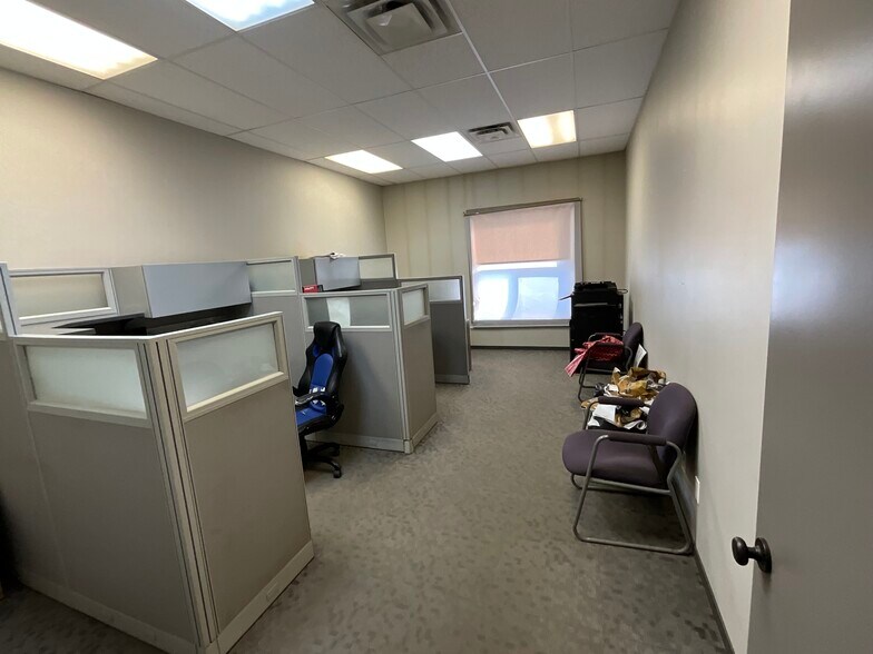 More Photos Of 2830 121 Av NE, Edmonton Warehouse For Sale