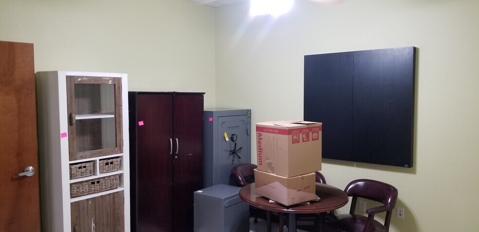 More Photos Of 3402 Enterprise Dr, Rowlett Office For Lease