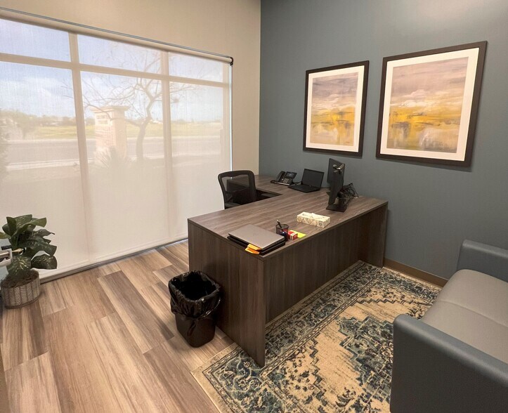 More Photos Of 13331 W Indian School Rd, Litchfield Park General Retail For Sale