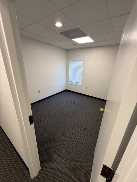 More Photos Of 276 Medical Way, Riverdale Medical For Sale