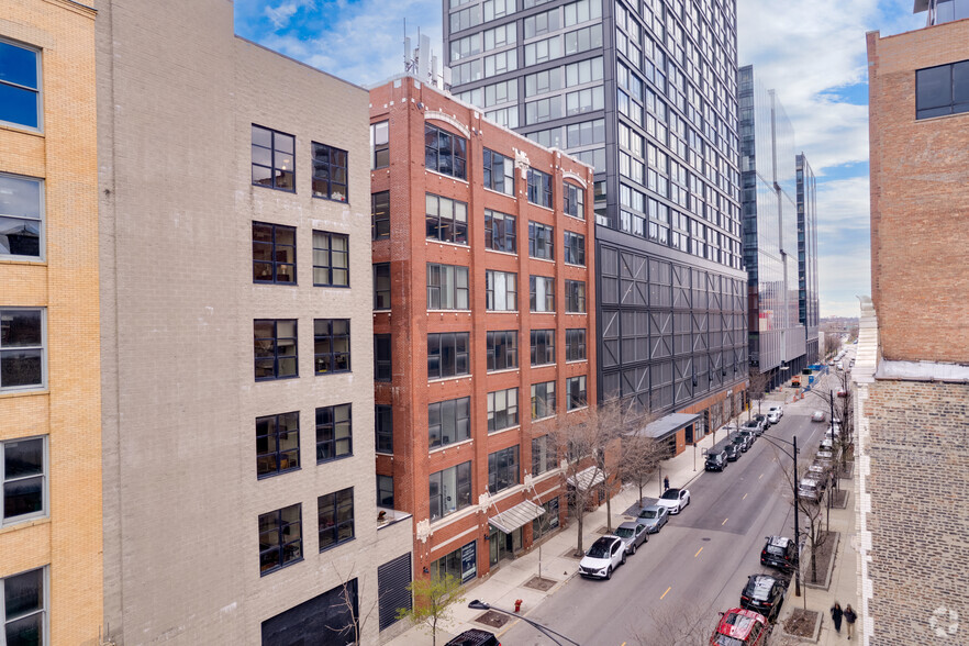 Primary Photo Of 1033 W Van Buren St, Chicago Office For Lease