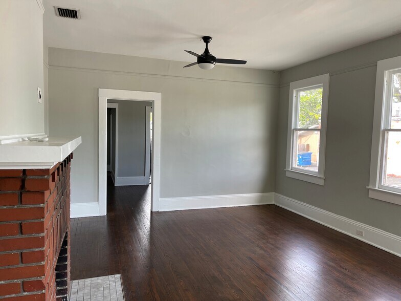 More Photos Of 2795 Park St, Jacksonville Medical For Lease