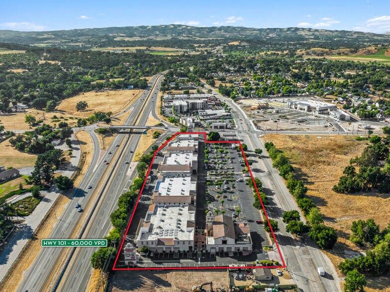 More Photos Of 2040-2240 El Camino Real, Atascadero Storefront For Lease