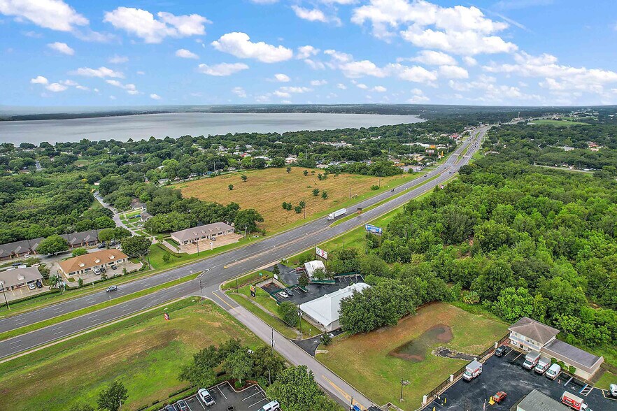 More Photos Of 917 S Highway 27, Clermont General Retail For Lease