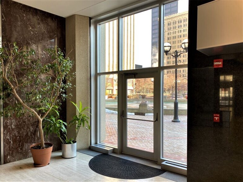 More Photos Of 10 N Ludlow St, Dayton Office For Lease