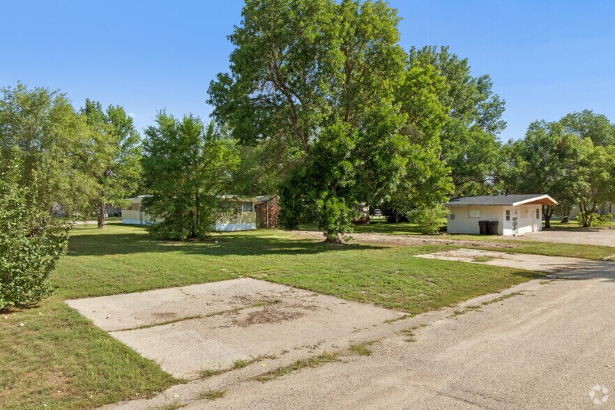 More Photos Of 2600 University Ave, Williston Manufactured Housing Mobile Home Park For Sale