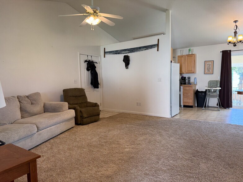 More Photos Of 3010 Elm St, Baker City Apartments For Sale