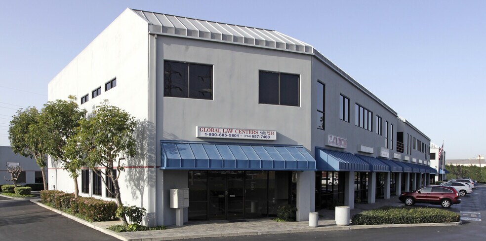 More Photos Of 8210 Katella Ave, Stanton Warehouse For Lease