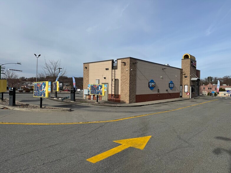 More Photos Of 368 E Route 211, Middletown Fast Food For Lease