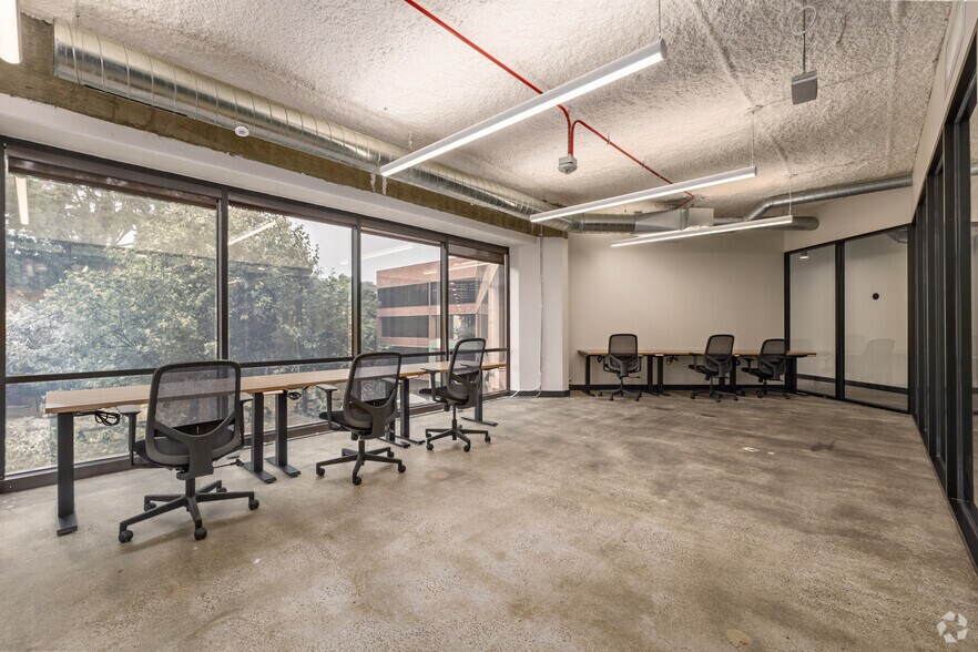 More Photos Of 50 Francisco St, San Francisco Coworking Space