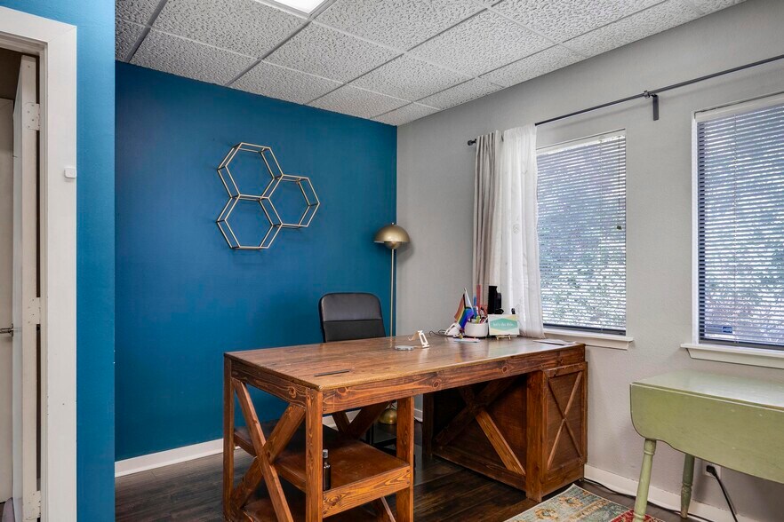 More Photos Of 11107 Wurzbach Rd, San Antonio Medical For Lease