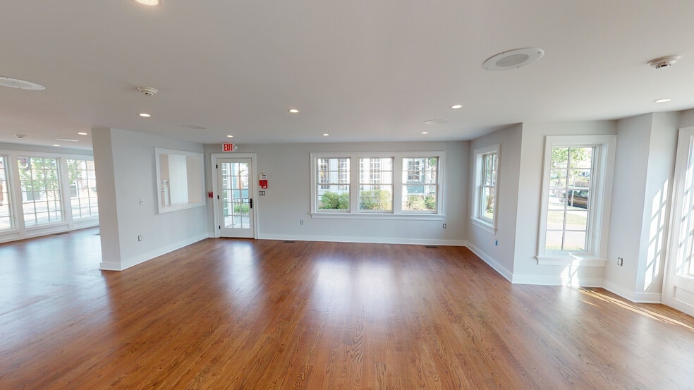 More Photos Of 113 Washington St, Morristown Office For Sale