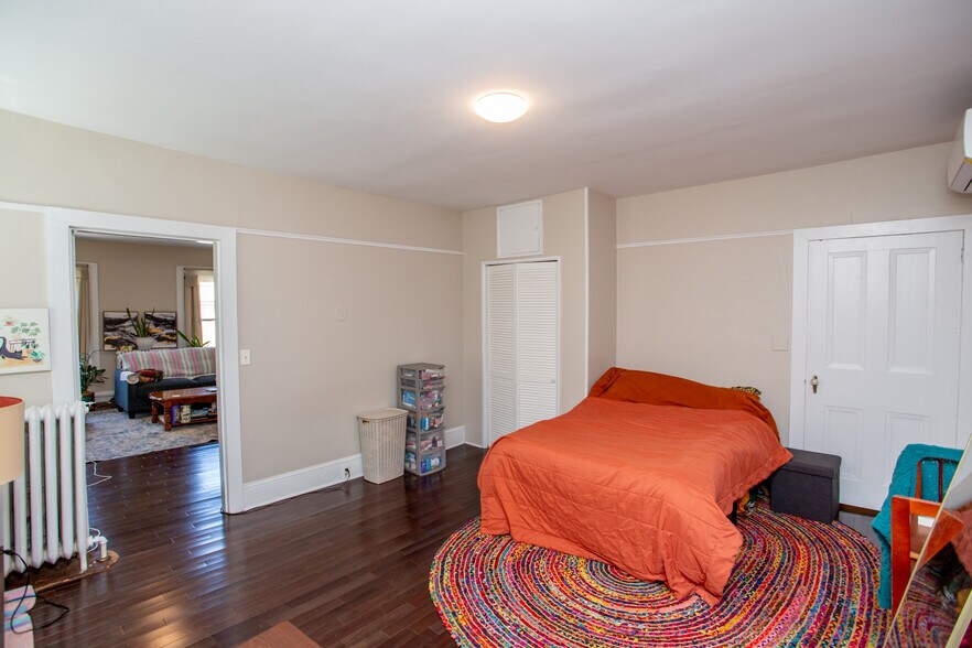 More Photos Of 45 Bridge St, Lambertville Storefront Retail Office For Sale