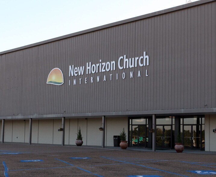 Primary Photo Of 1770 Ellis Ave, Jackson Freestanding For Sale