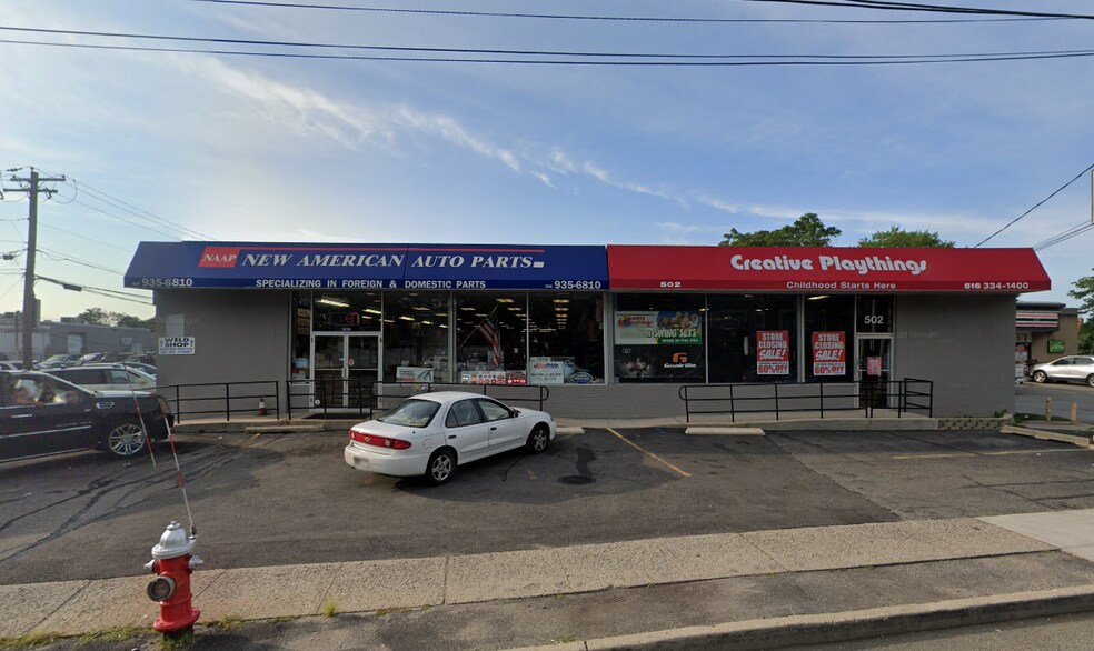 Primary Photo Of 502 W Old Country Rd, Hicksville Storefront For Lease