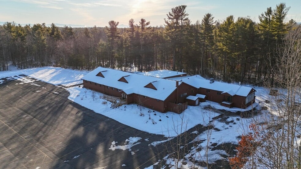 More Photos Of 697 Bear Swamp Rd, Peru General Retail For Sale