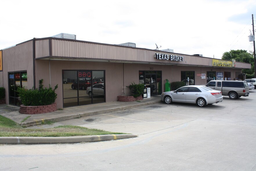 More Photos Of 7822 Highway 90A, Sugar Land Freestanding For Lease