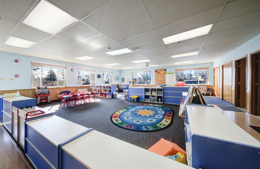 More Photos Of 5500 147th St, Oak Forest Daycare Center For Sale