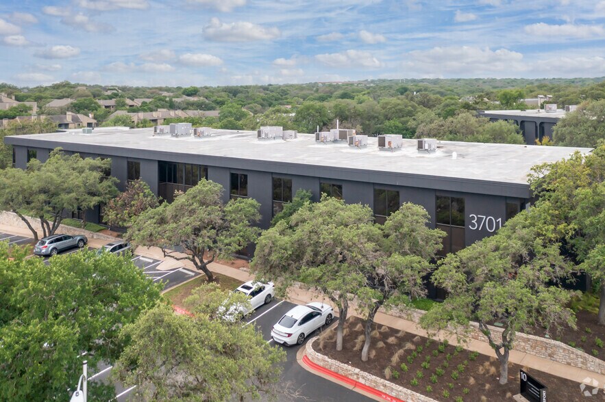 More Photos Of 3409 Executive Center Dr, Austin Unknown For Lease