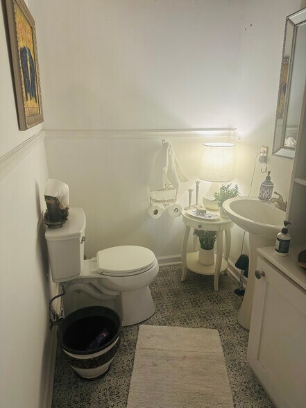 More Photos Of 296 White Bridge Pike, Nashville Loft Creative Space For Lease