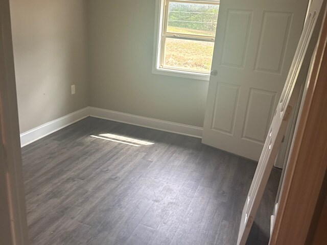 More Photos Of 14345 Bledsoe Rd, Athens Flex For Sale