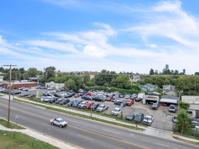 More Photos Of 111 SW 29th St, Oklahoma City Auto Dealership For Sale