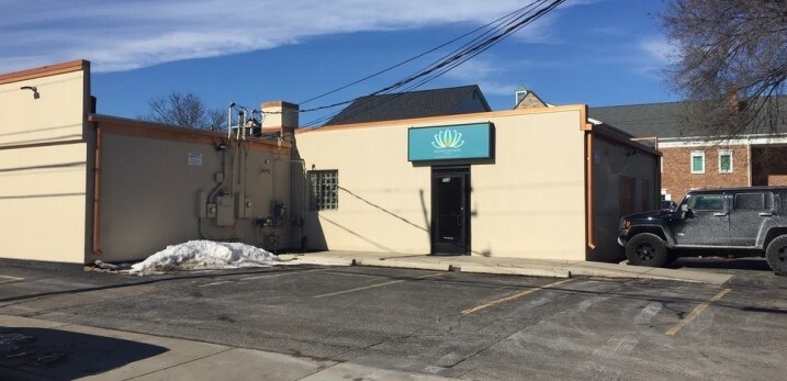 Primary Photo Of 758 Wing St, Plymouth Storefront For Lease