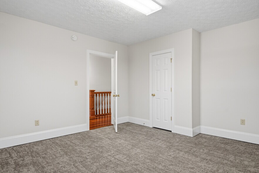 More Photos Of 6245 University Park Dr, Radford Office Residential For Sale