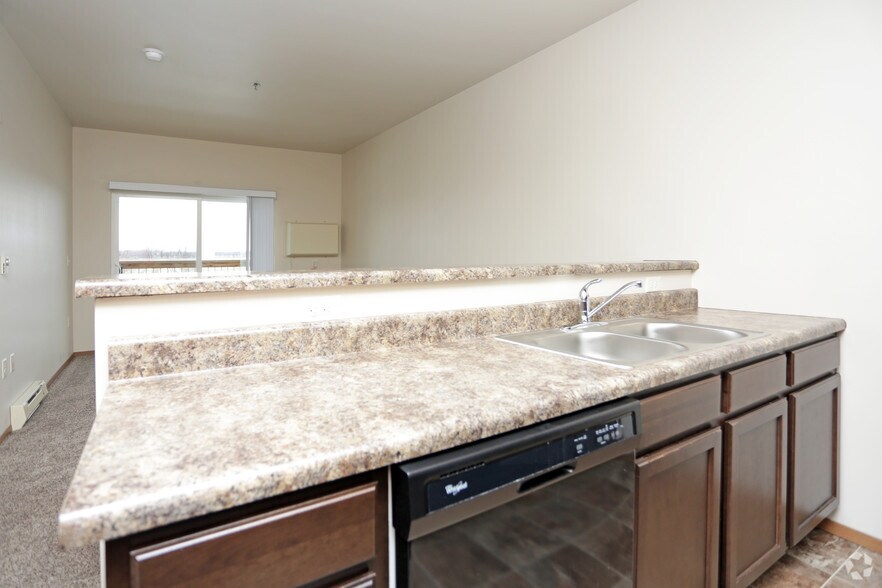 More Photos Of 1300-1302 Quiniela Dr, North Sioux City Apartments For Sale
