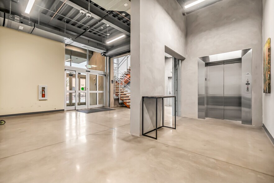 More Photos Of 734 Main St, Grand Junction Office For Lease