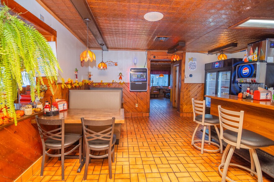 More Photos Of 881 National Rd, Bridgeport Restaurant For Sale