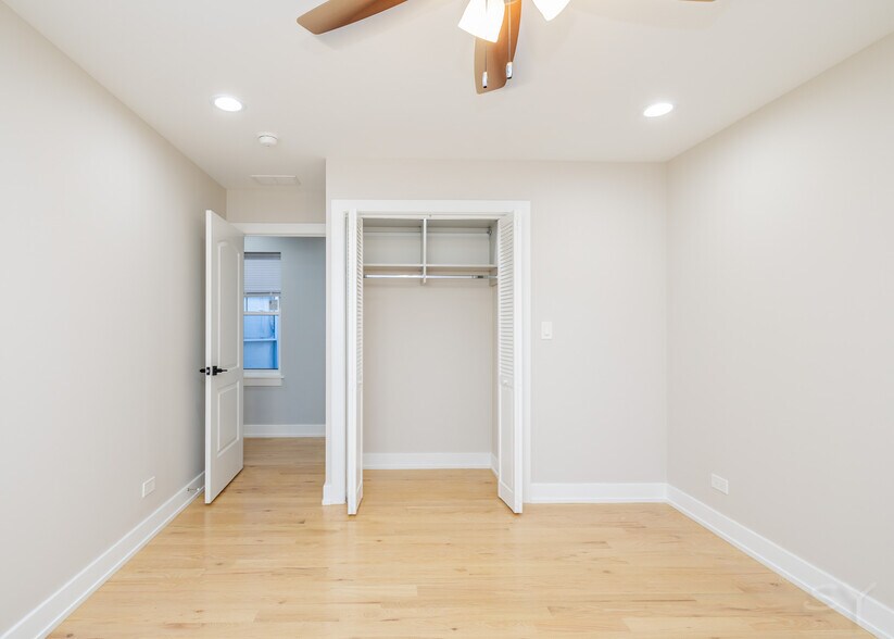 More Photos Of 6126 Eberhart ave, Chicago Apartments For Sale