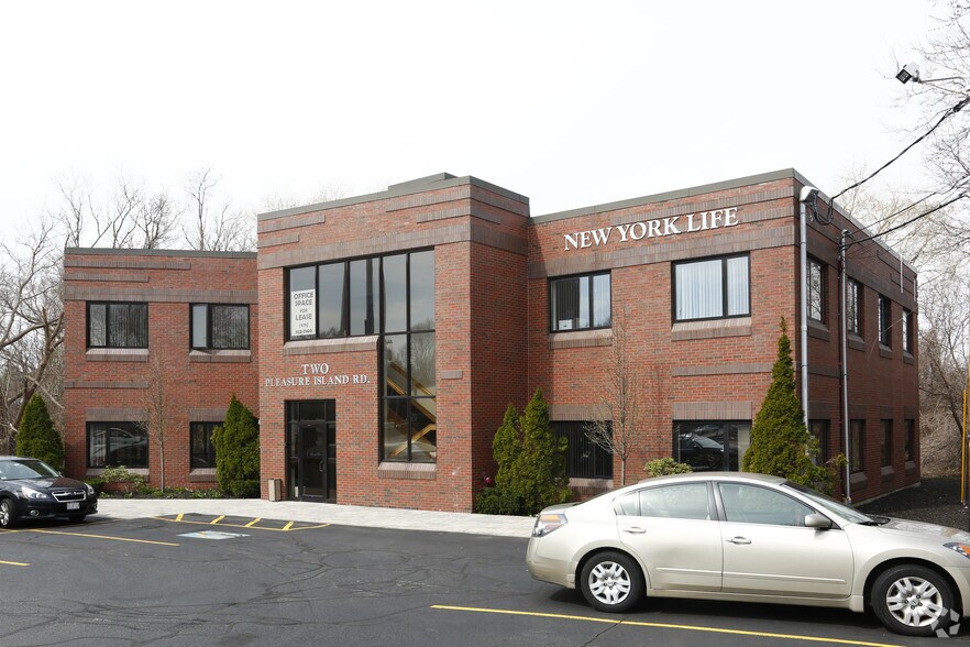 More Photos Of 2 Pleasure Island Rd, Wakefield Office For Lease