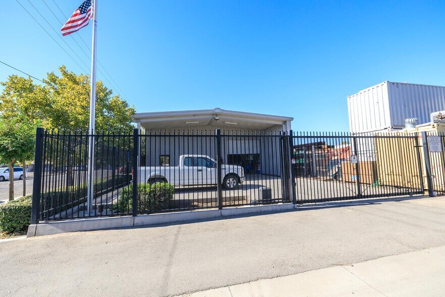 More Photos Of 213 C St, Turlock Warehouse For Sale
