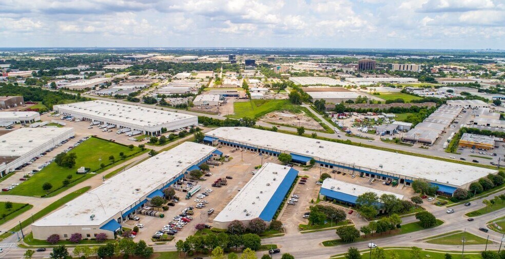 More Photos Of 8700 Clay Rd, Houston Unknown For Lease