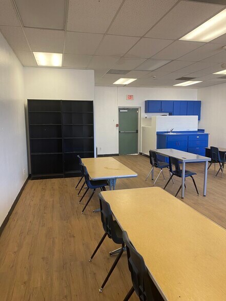 More Photos Of 630 W 17th Pl, Tempe Schools For Lease