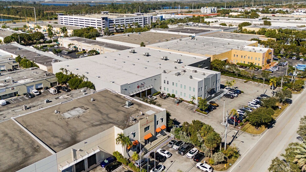 More Photos Of 3500-3508 NW 114th Ave, Miami Warehouse For Lease