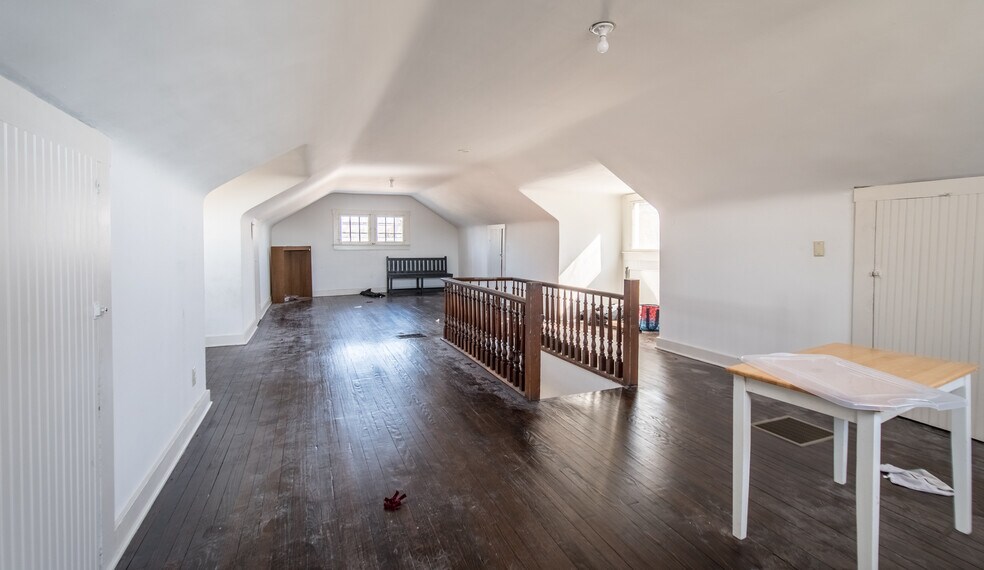 More Photos Of 179 E Main St, Plain City Loft Creative Space For Lease